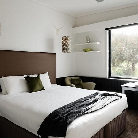 Waurn Ponds Estate Hotel Eksteriør billede